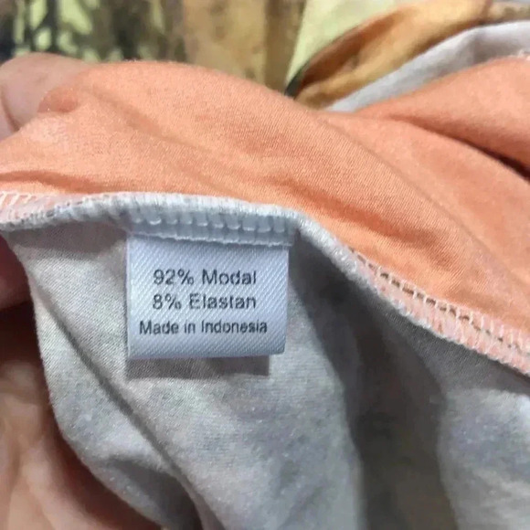 Flutter long sleeve, multicolor, hip pockets, round neck soft comfy feel - Picture 11 of 12